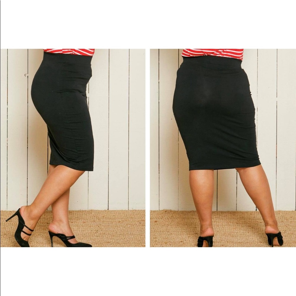 Black pencil skirt - Picture 1 of 1